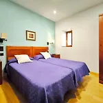 Pensión La Judería 3*