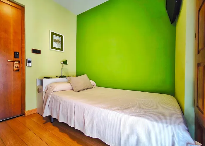 オスペダヘ ラ フデリア ゲストハウス 3*