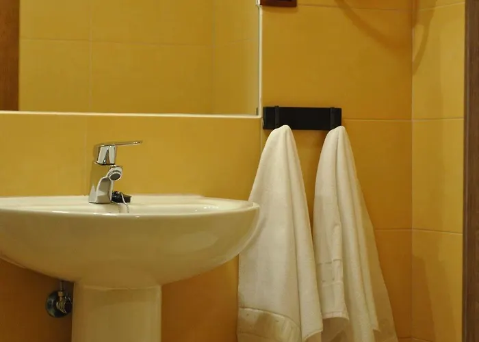 オスペダヘ ラ フデリア 3*