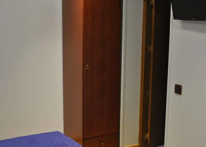 Πανσιόν La Juderia 3*